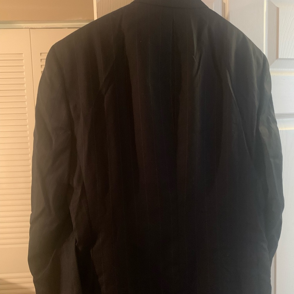 TOMMY HILFIGER NAVY PINSTRIPE SUIT. - Picture 7 of 8